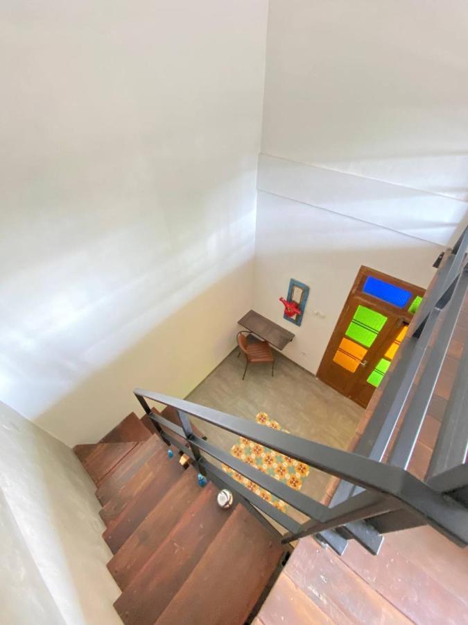 Coffee Room, Loft Mezzanine Room At Pulung House Kejayan Dış mekan fotoğraf